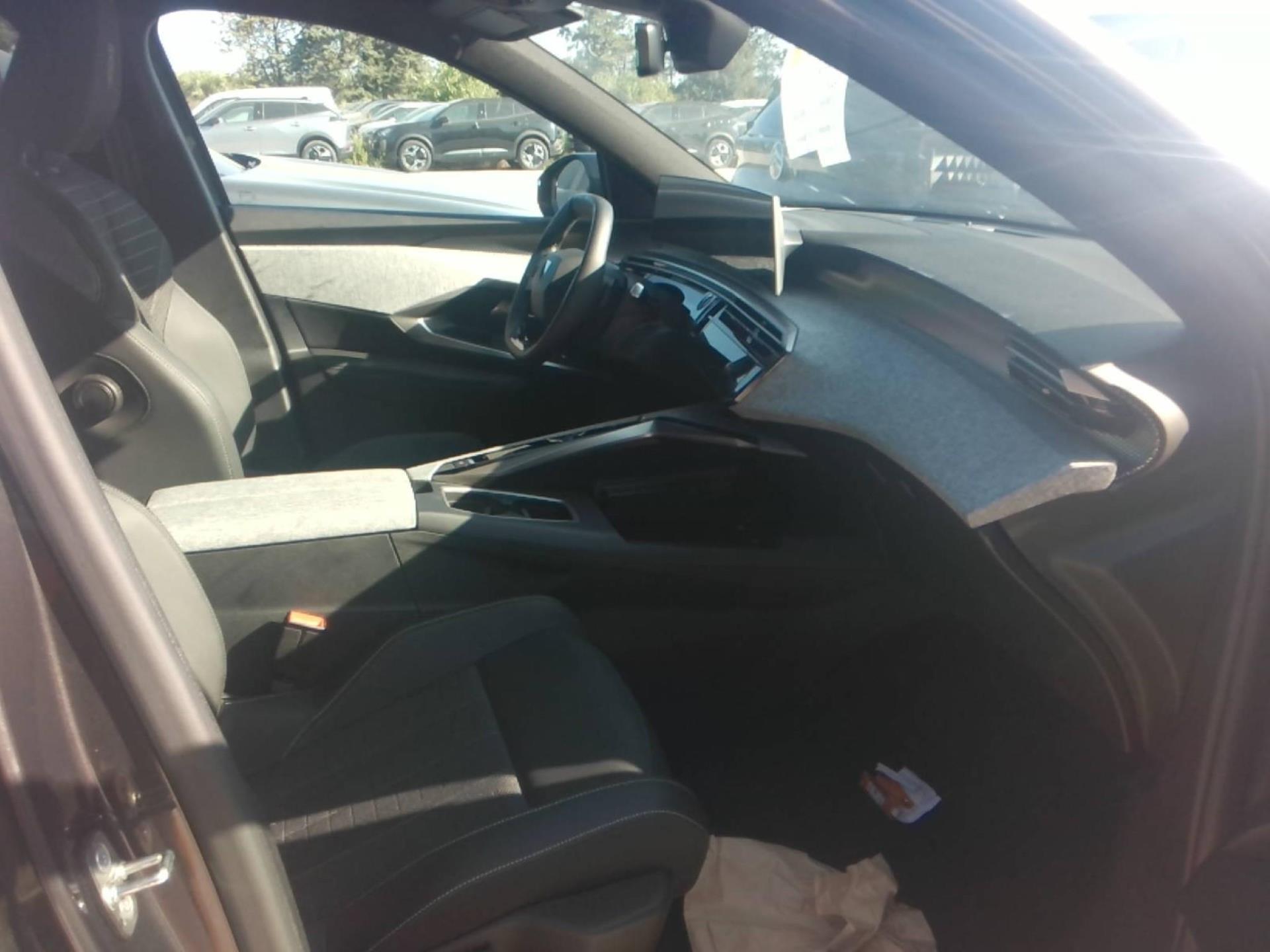 Peugeot 5008 Hybrid 145 ch e-DCS6 GT 2025