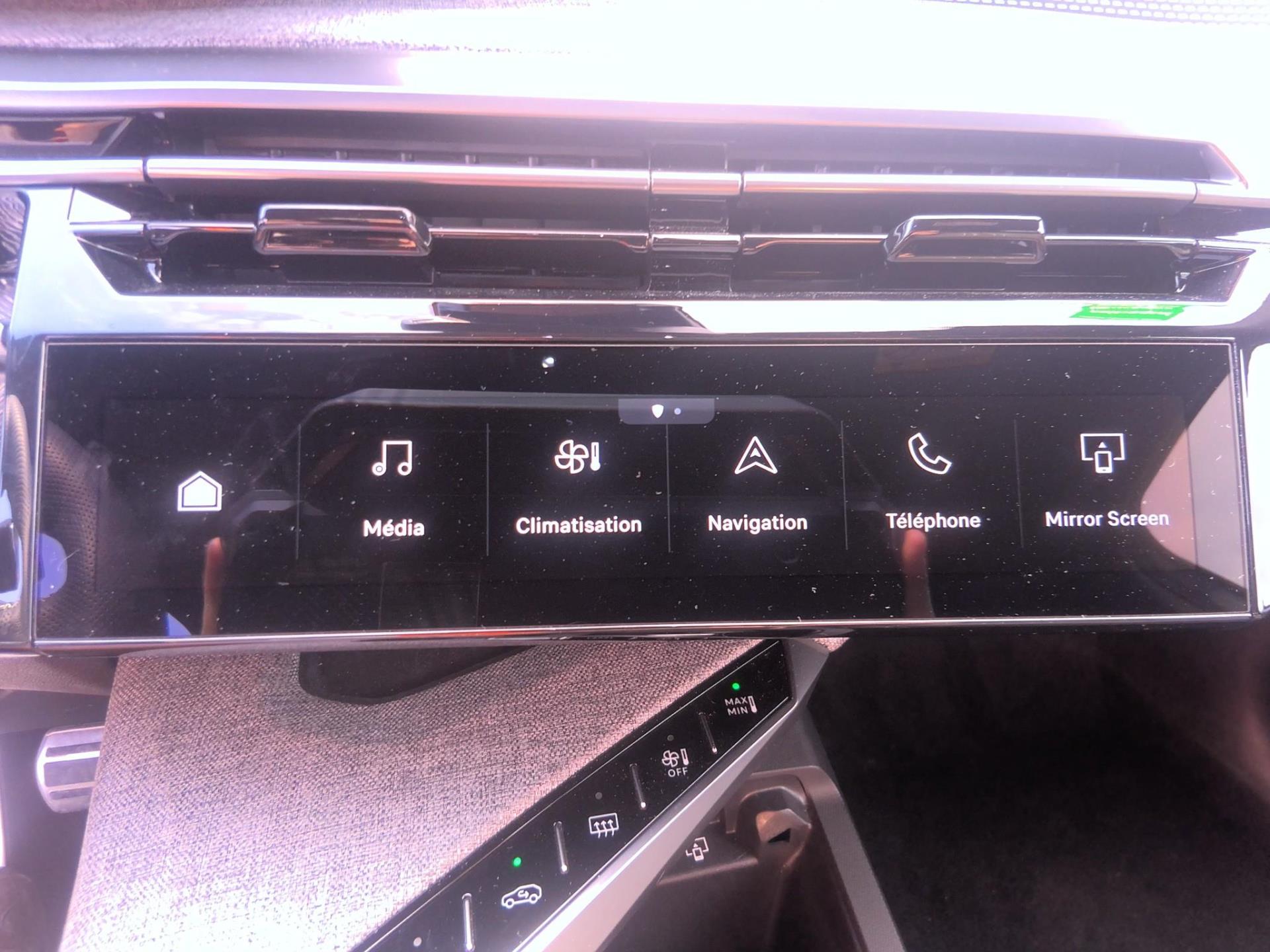 Peugeot 5008 Hybrid 136 e-DCS6 GT 2024