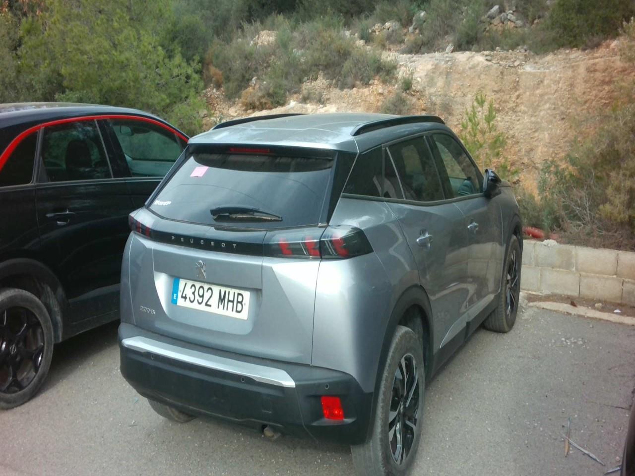 Foto Peugeot 2008 4