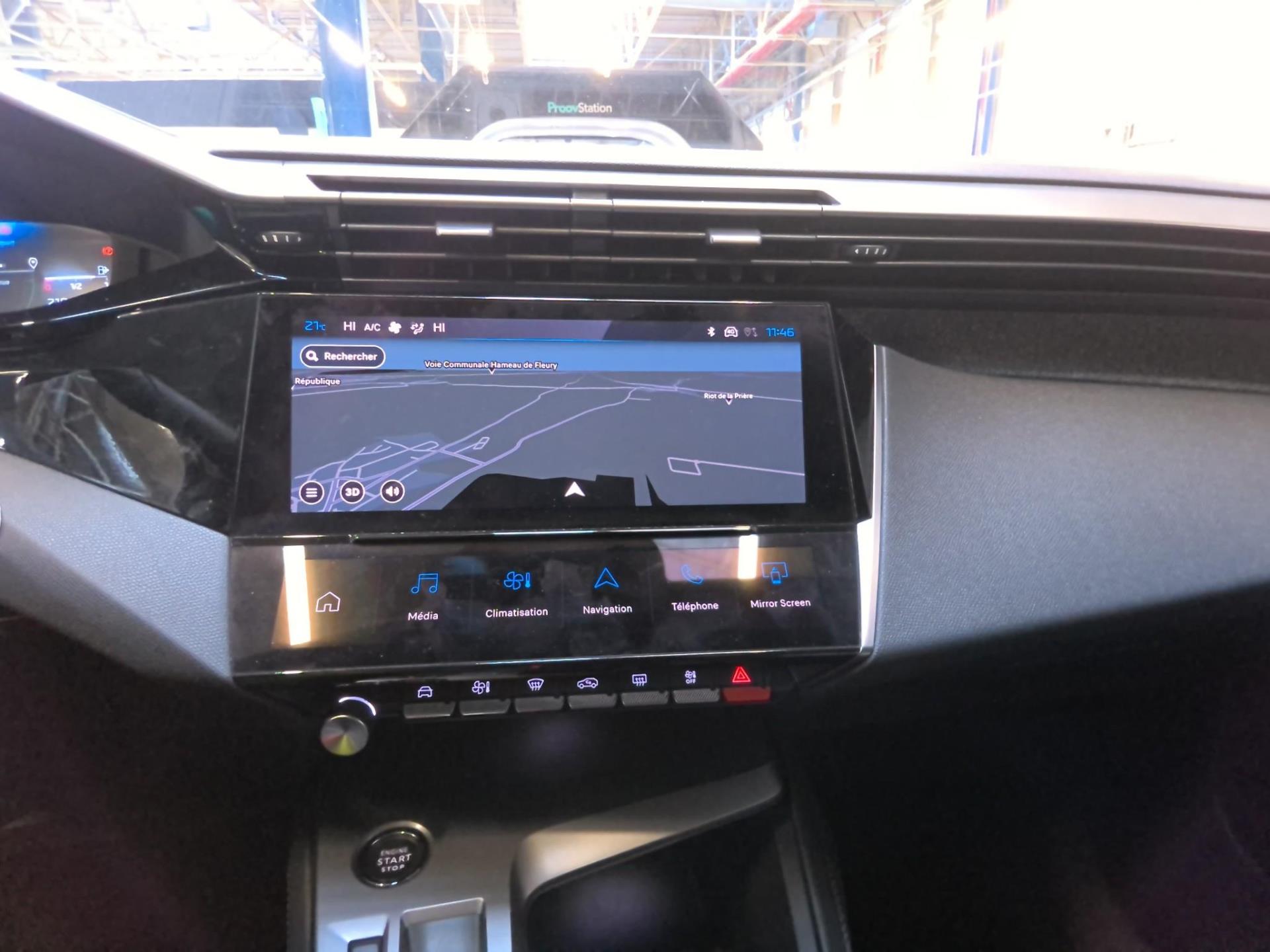 Peugeot 408 PHEV 180 e-EAT8 Allure 2023