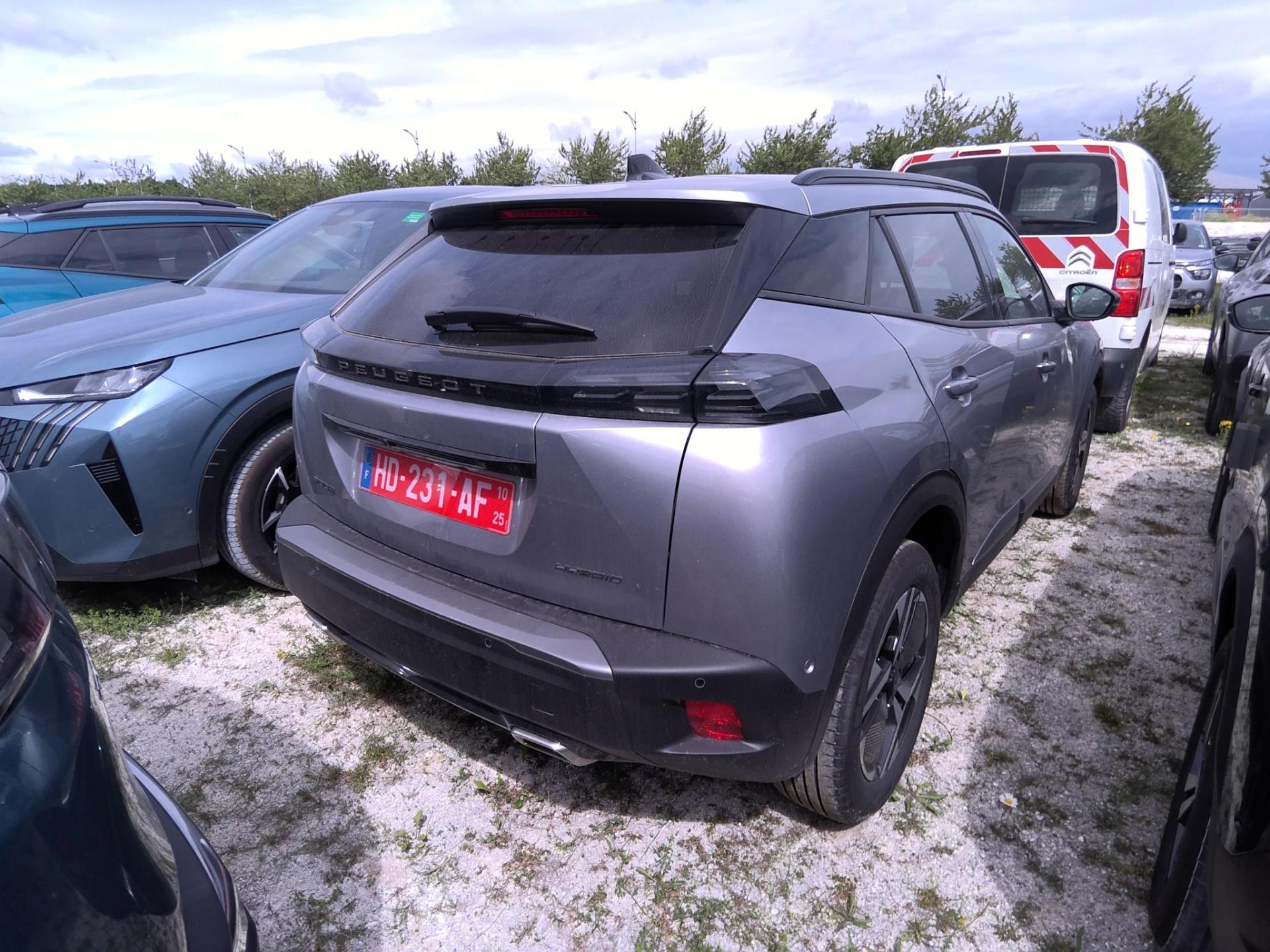 Peugeot 2008 Hybrid 145 e-DCS6 Allure 2025