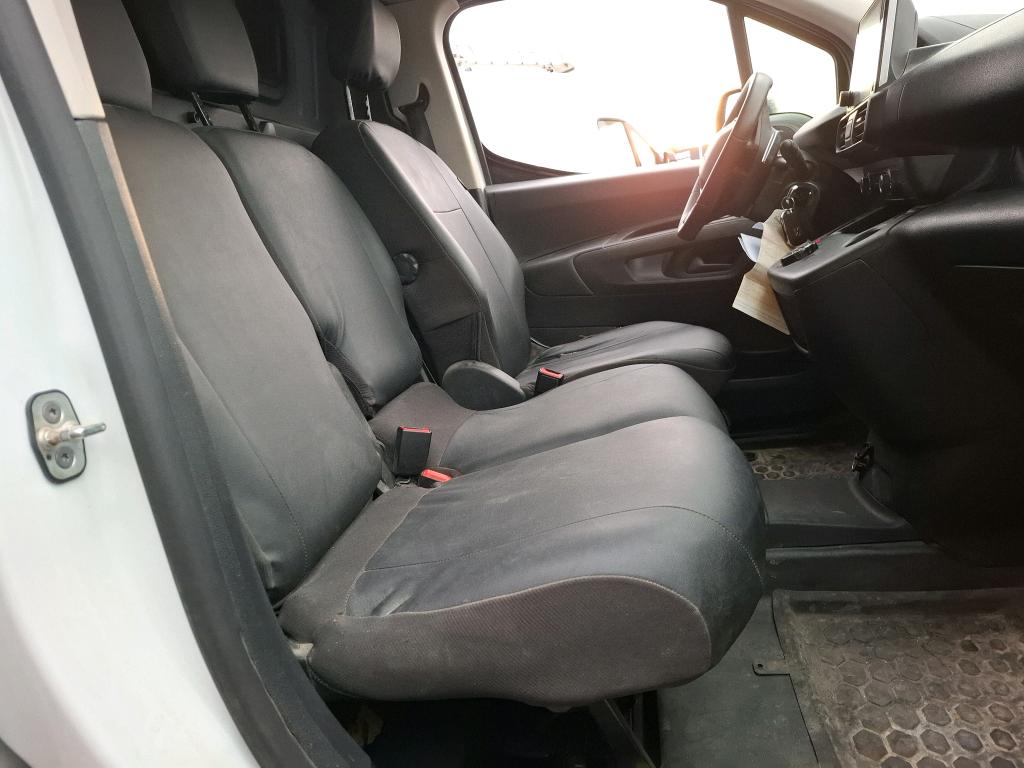 Peugeot PARTNER FOURGON STANDARD 650 KG BLUEHDI 130 S&S EAT8 ASPHALT 2022