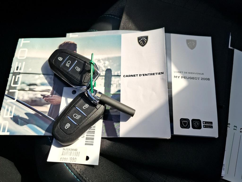 Peugeot 2008 BlueHDi 130 S&S EAT8 Allure Pack 2022
