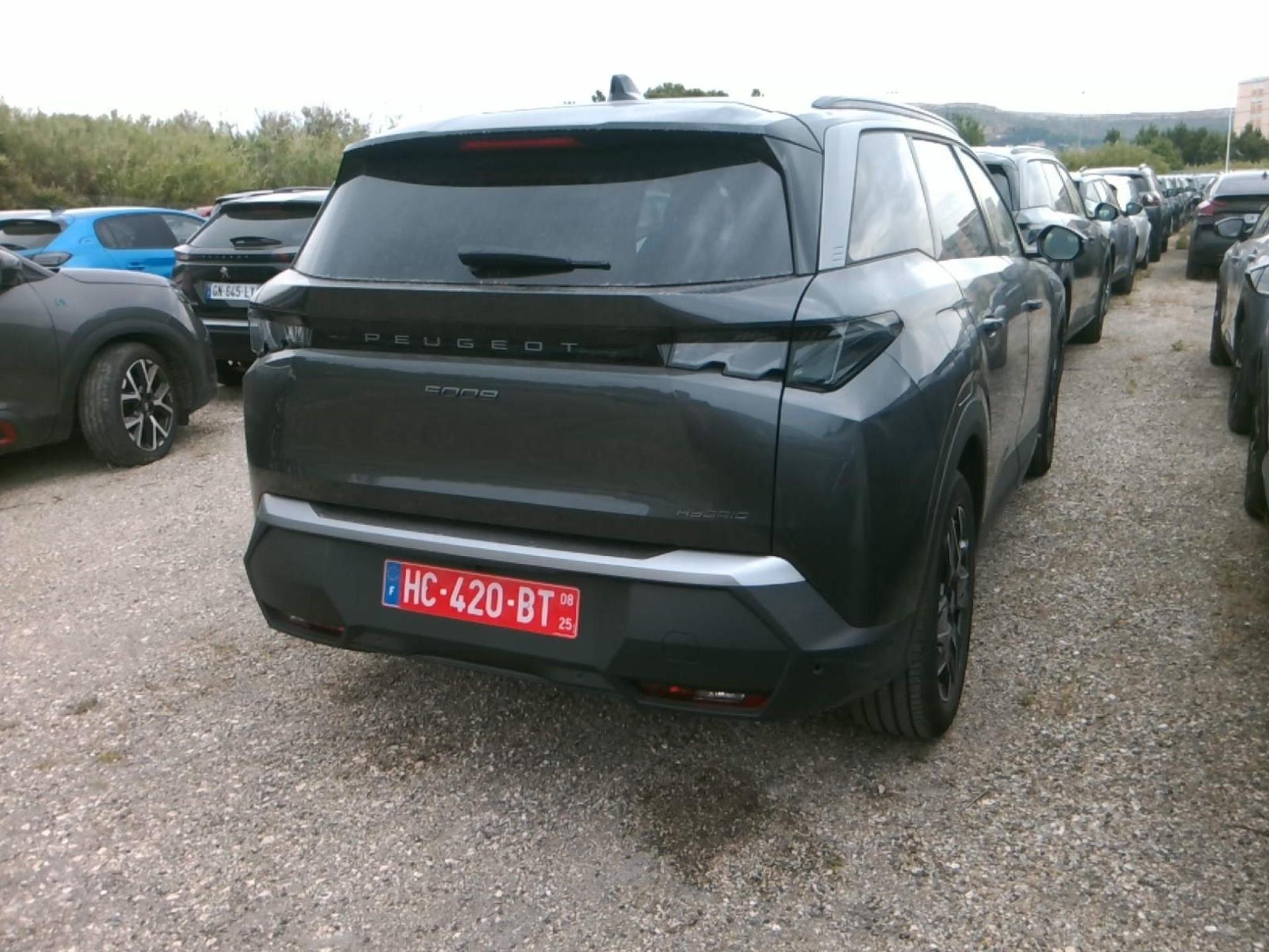 Peugeot 5008 Hybrid 136 e-DCS6 GT 2025