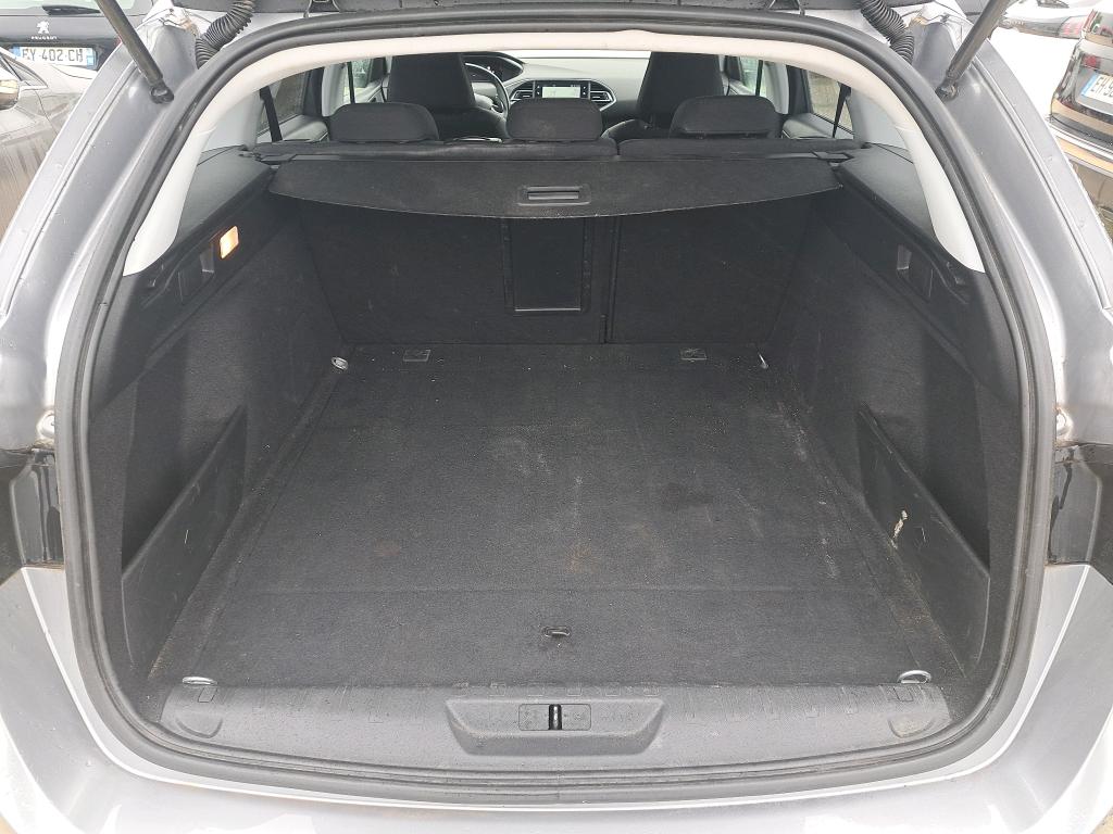 Peugeot 308 SW BlueHDi 130ch S&S EAT8 Allure Pack 2020
