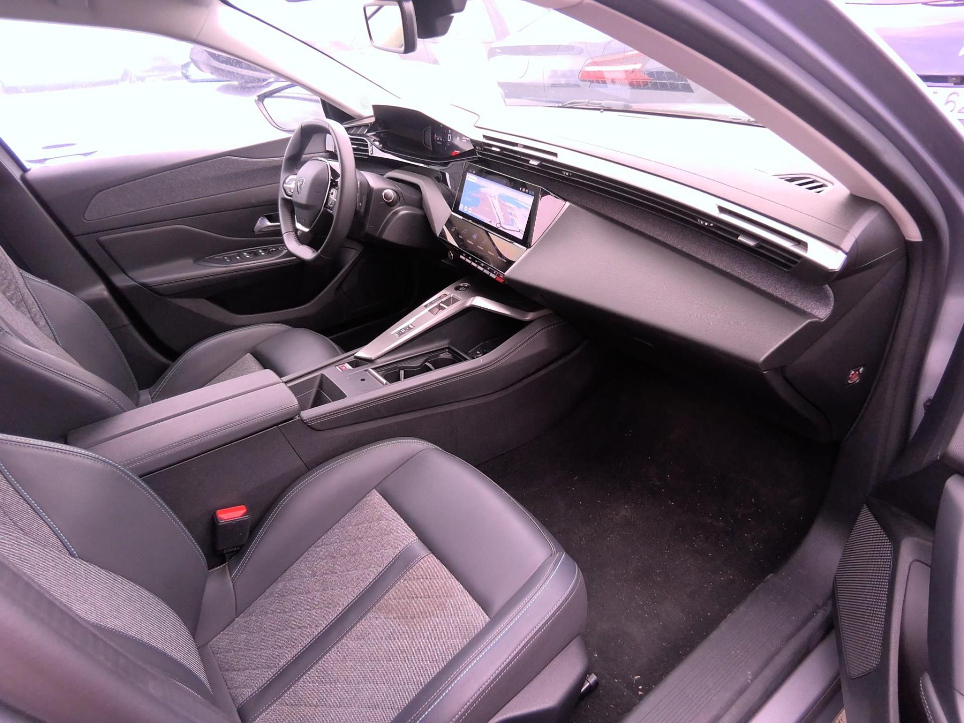 Peugeot 408 PureTech 130 ch S&S EAT8 Allure 2024