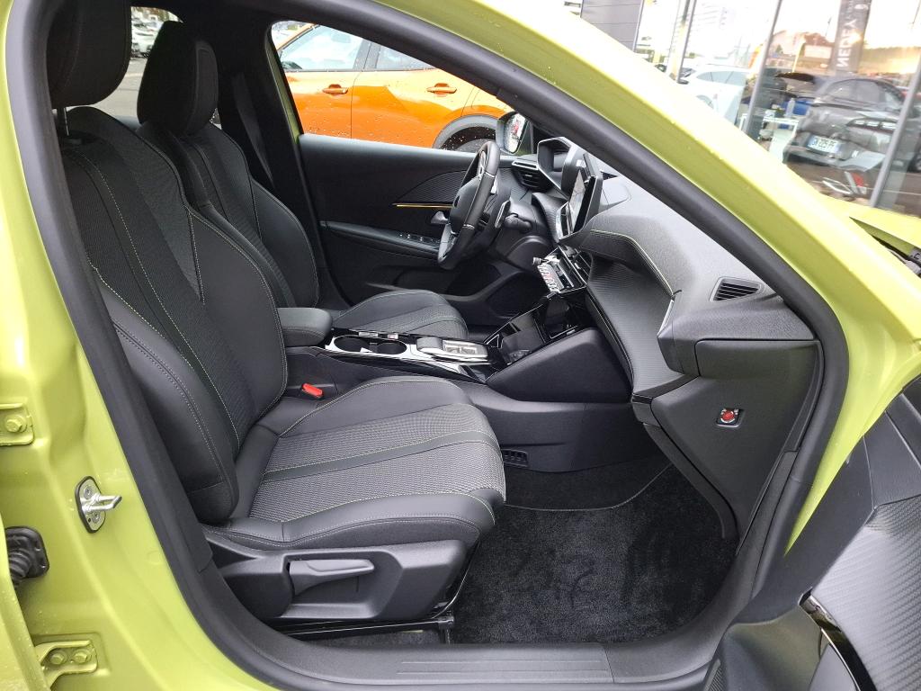 Peugeot 208 Hybrid 110 e-DCS6 GT 2025