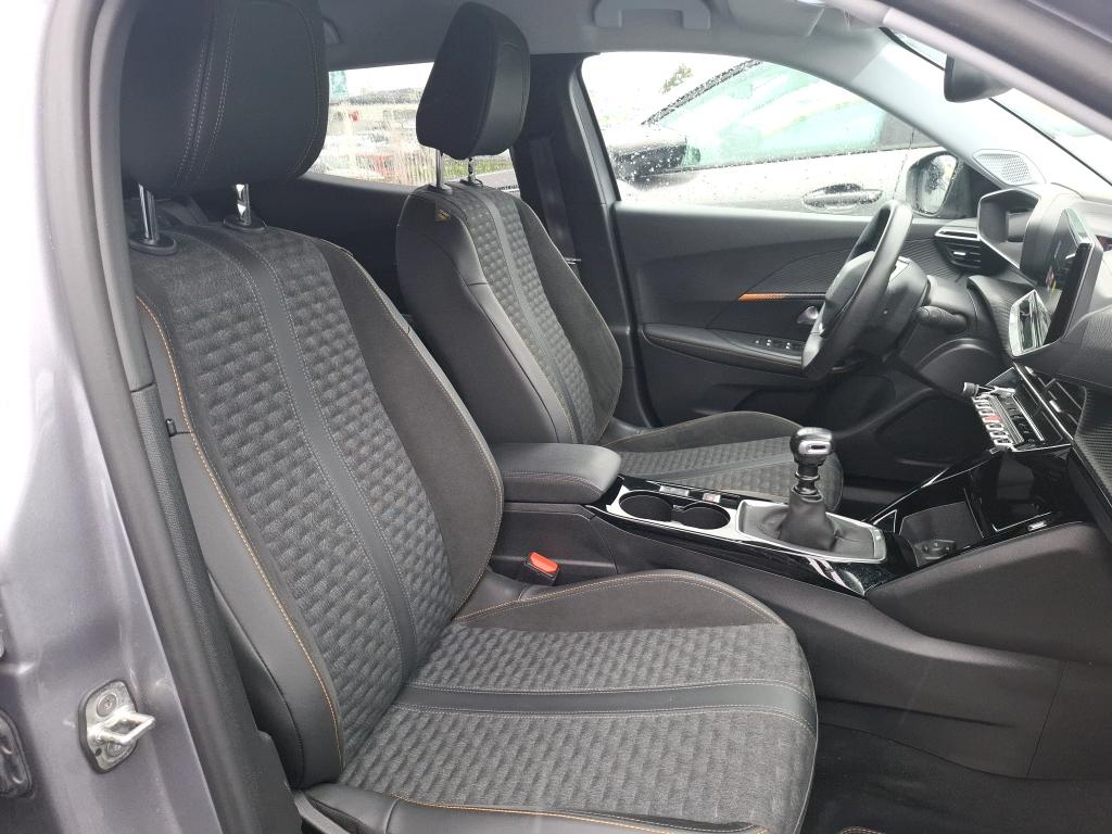 Peugeot 2008 BlueHDi 110 S&S BVM6 Roadtrip 2022