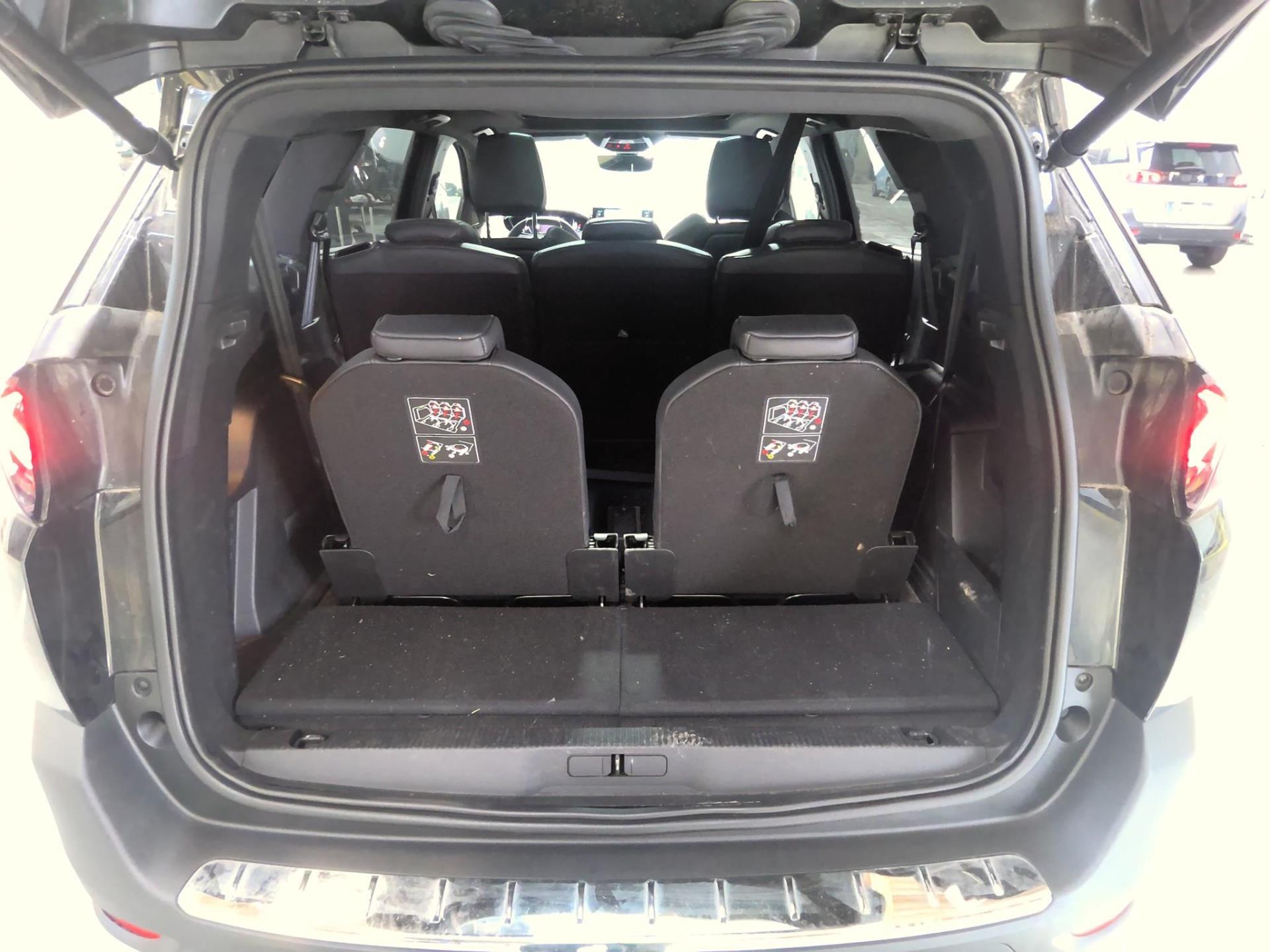 Peugeot 5008 PureTech 130ch S&S EAT8 GT 2023