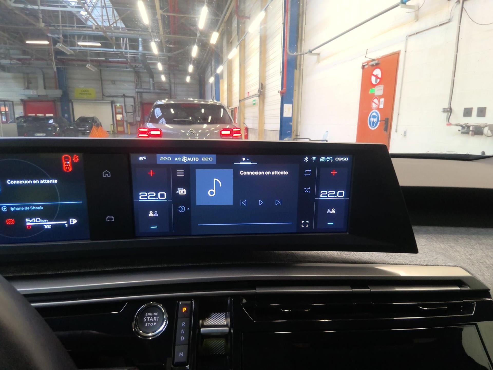 Peugeot 5008 Hybrid 145 ch e-DCS6 Allure 2025