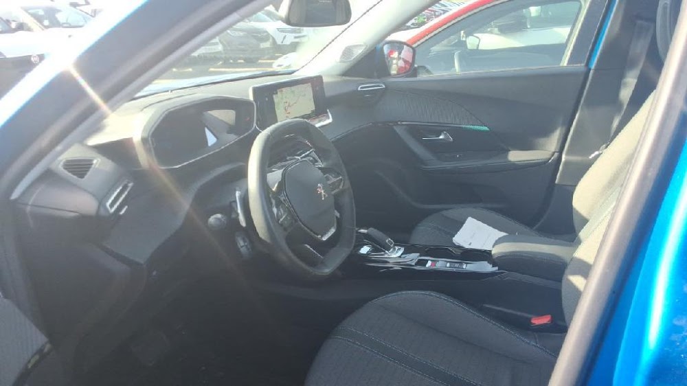 Foto Peugeot 2008 6