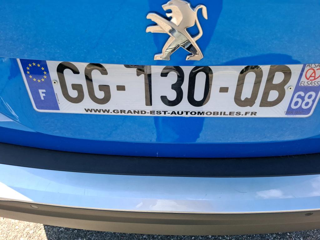 Peugeot 2008 BlueHDi 130 S&S EAT8 Allure Pack 2022