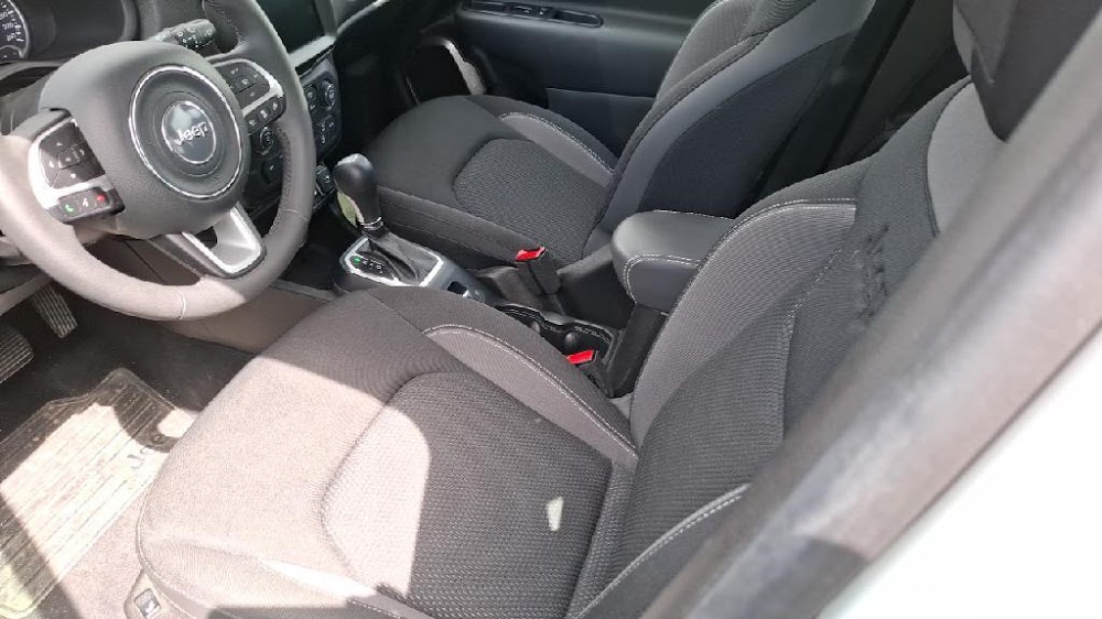 Foto Jeep Renegade 16