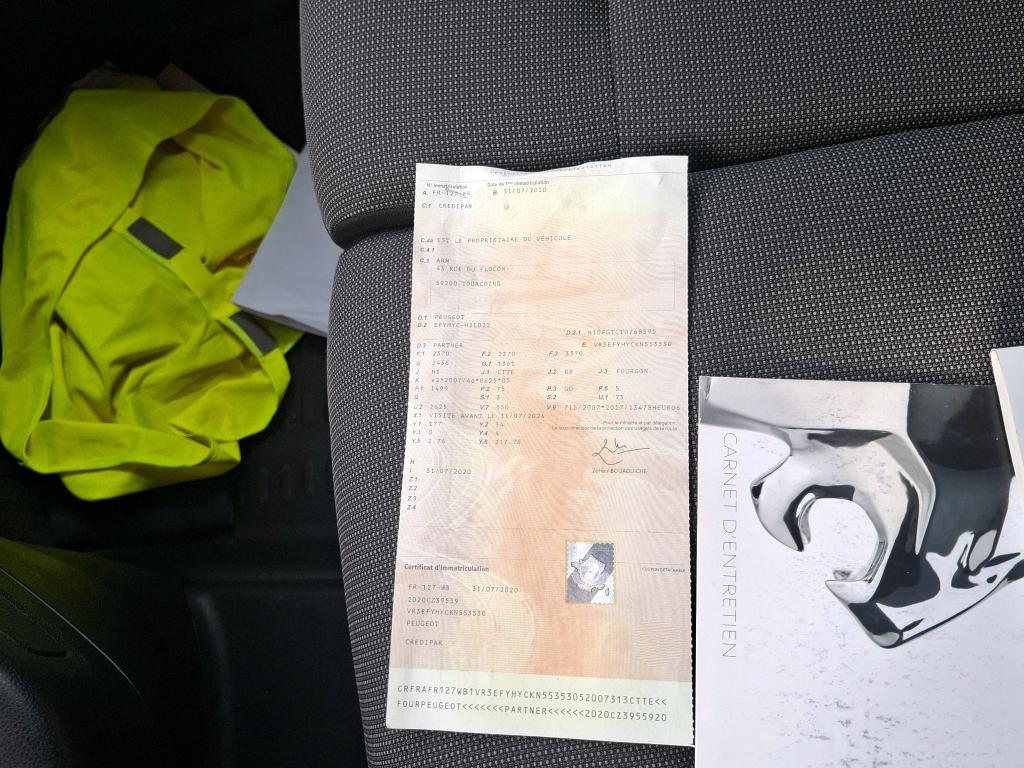 Peugeot PARTNER FOURGON STANDARD 1000 KG BLUEHDI 100 BVM5 PREMIUM 2020