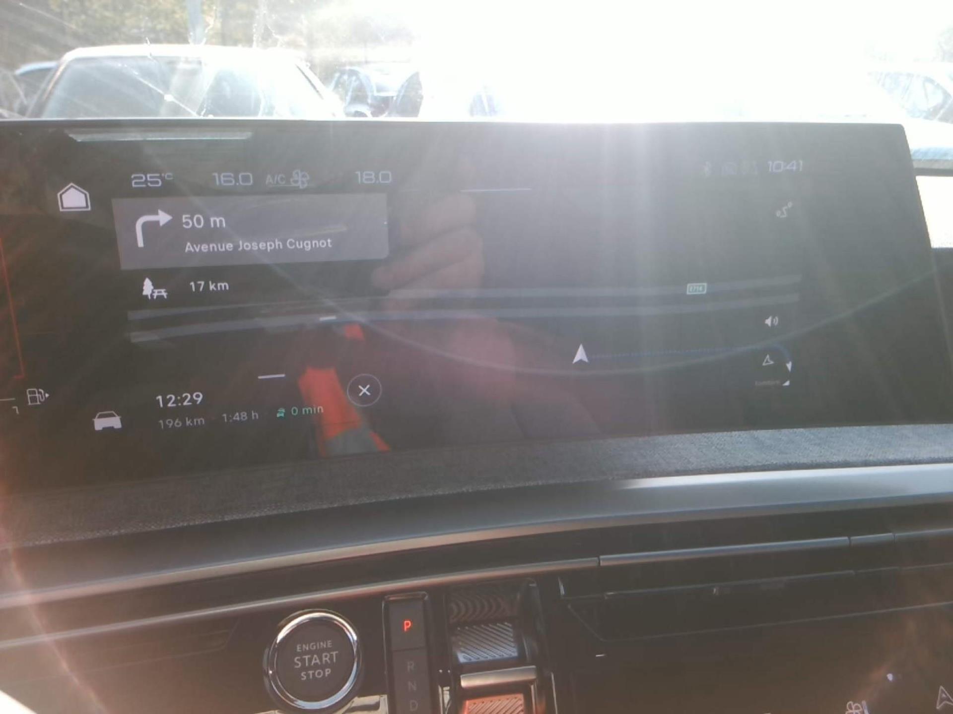 Peugeot 5008 Hybrid 136 e-DCS6 Allure 2024