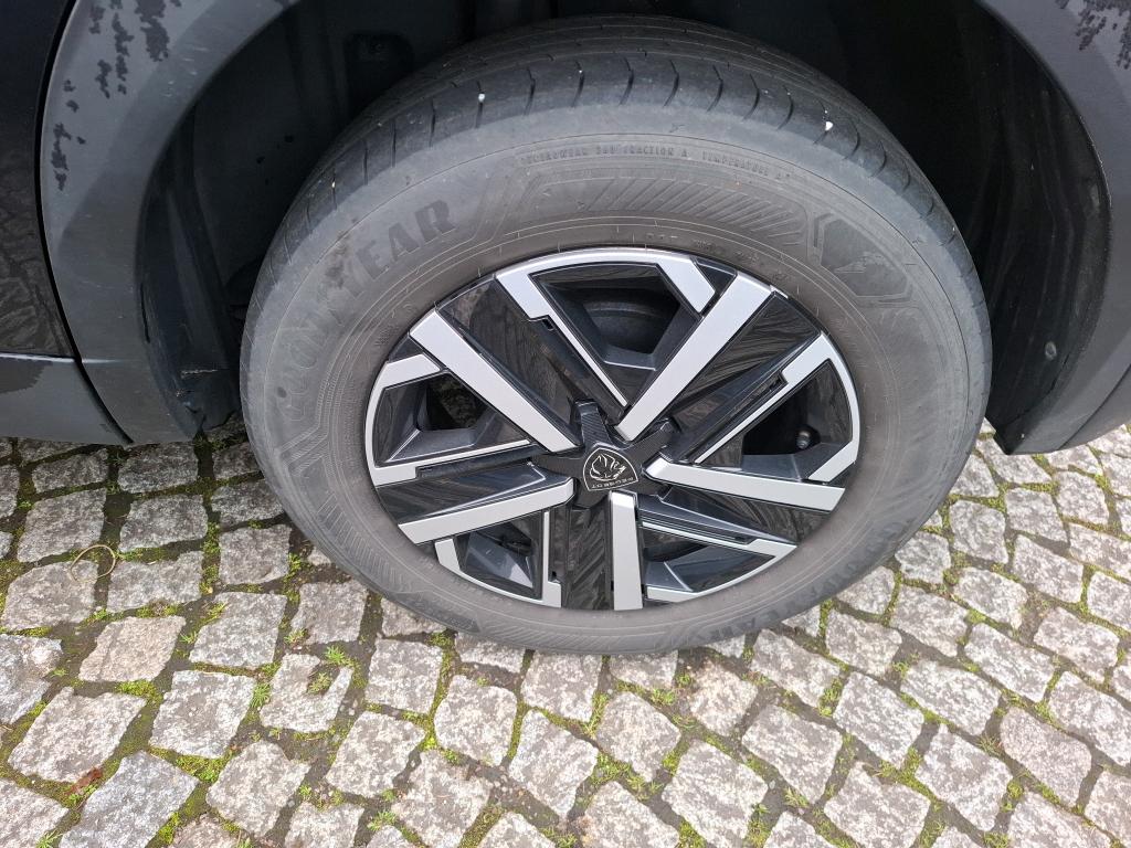 Peugeot 2008 PureTech 100 S&S BVM6 Active 2024