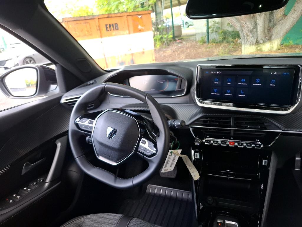 Peugeot 2008 Hybrid 145 ch e-DCS6 Allure 2025