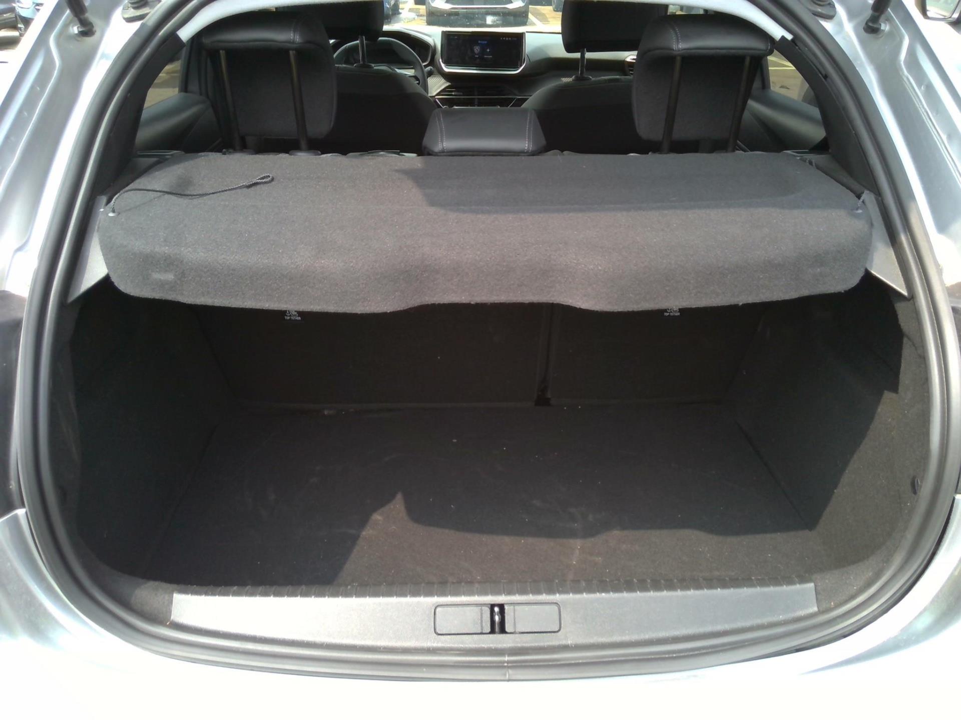 Peugeot 208 PureTech 100 S&S BVM6 Allure 2024