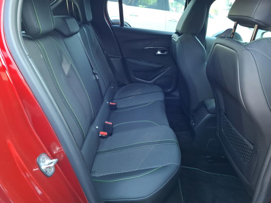 Peugeot 208 Hybrid 145 ch e-DCS6 GT 2025