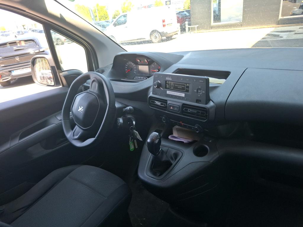 Peugeot PARTNER FOURGON STANDARD 650 KG BLUEHDI 100 S&S BVM5 PREMIUM 2021