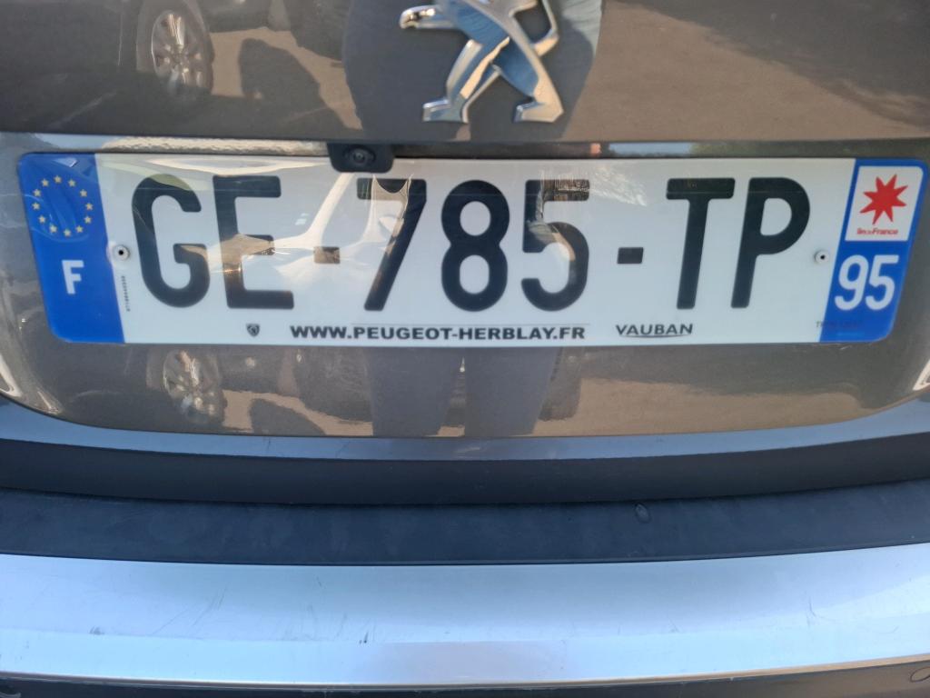 Peugeot 2008 PureTech 130 S&S EAT8 Allure 2022