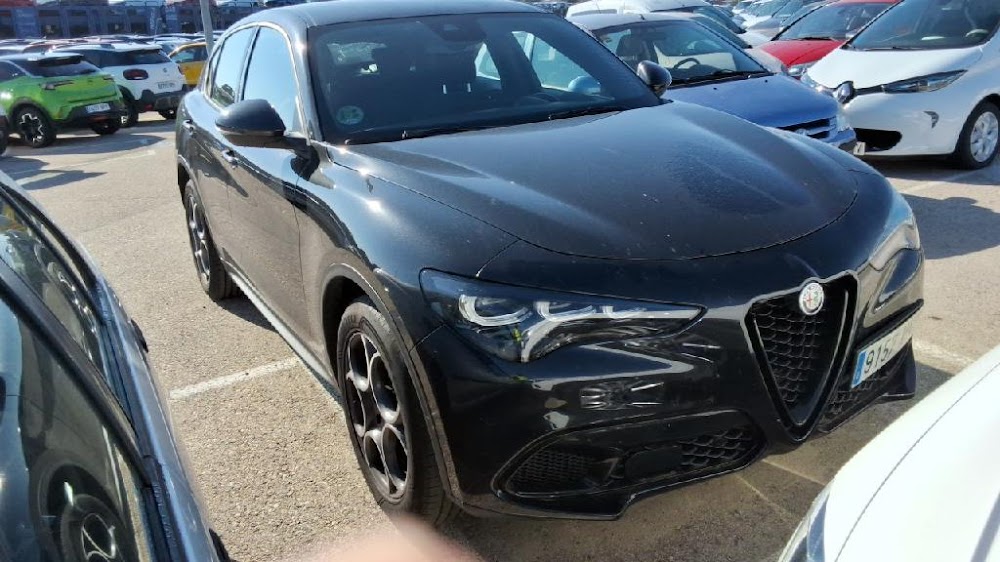 Foto Alfa Romeo Stelvio 7
