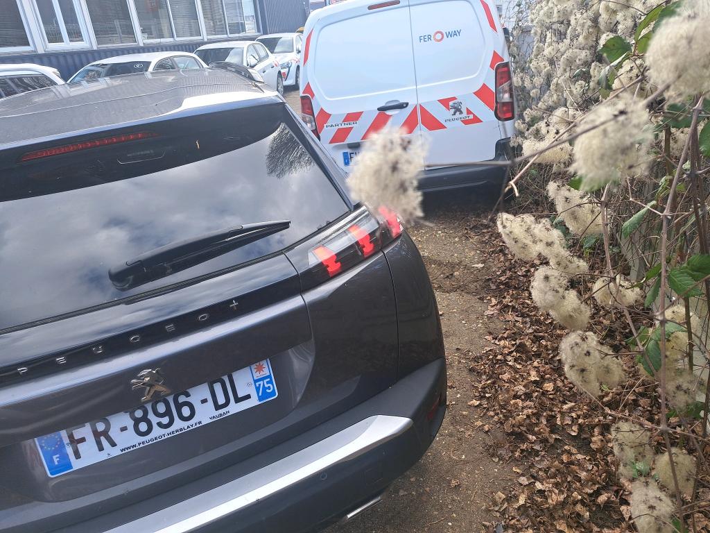 Peugeot 2008 PureTech 130 S&S EAT8 Allure Business 2020
