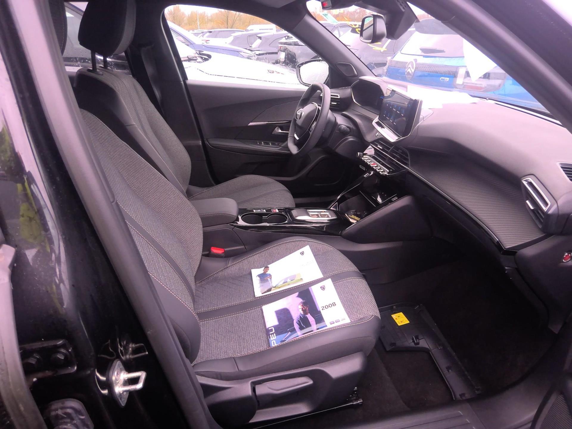 Peugeot 2008 Electrique 54 kWh 156 ch Allure 2025