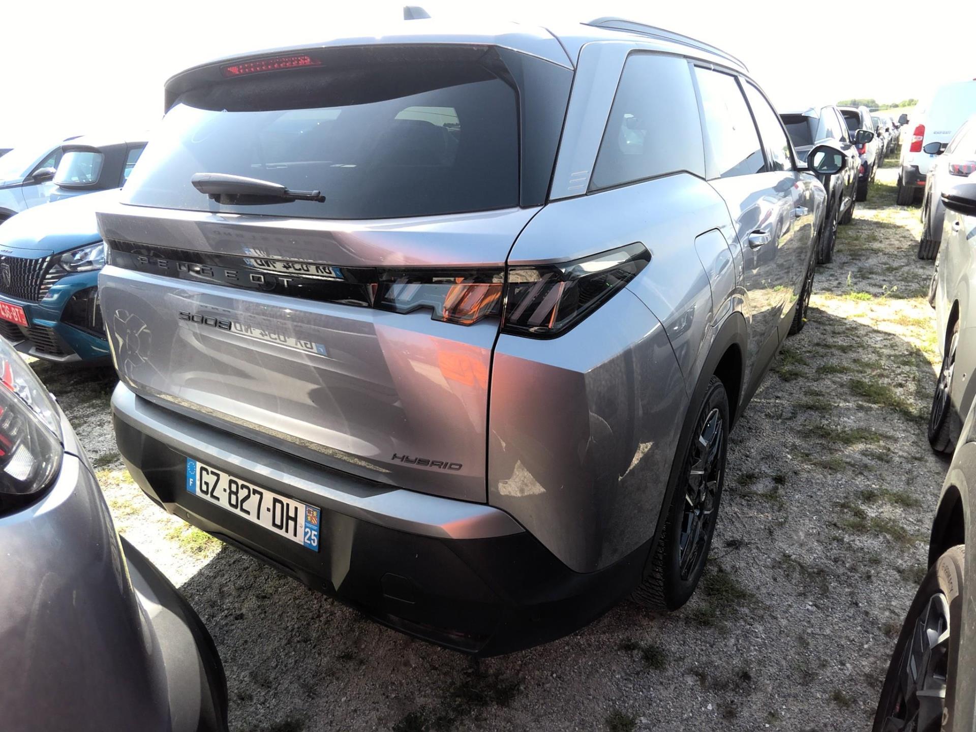 Peugeot 5008 Hybrid 136 e-DCS6 Allure 2024