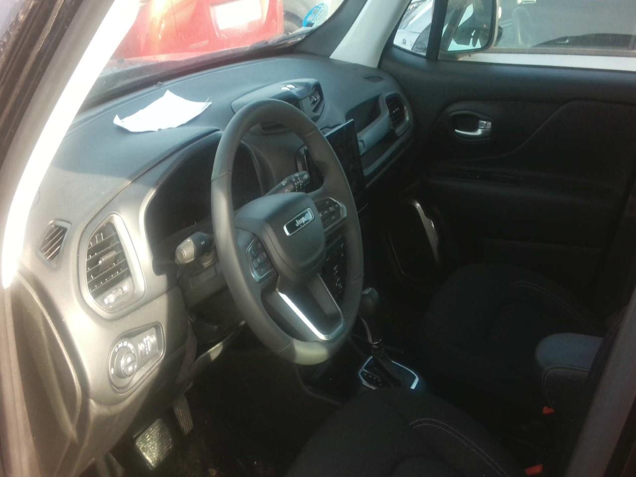 Foto Jeep Renegade 3