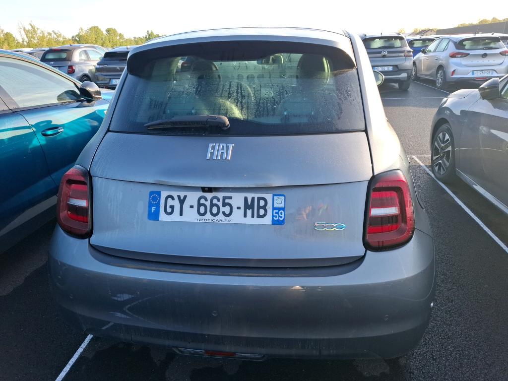 FIAT 500 3+1 e 118 ch La Prima 2023