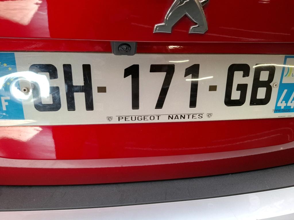 Peugeot 2008 PureTech 130 S&S EAT8 Allure 2022