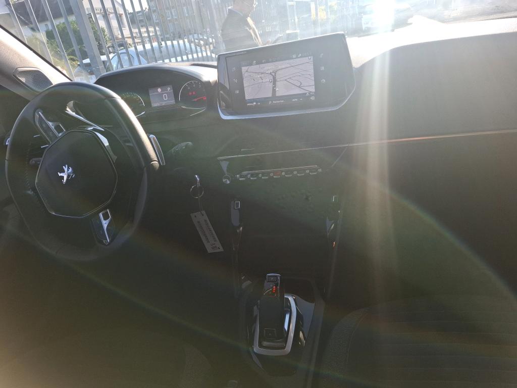 Peugeot 2008 PureTech 130 S&S EAT8 Active Business 2021