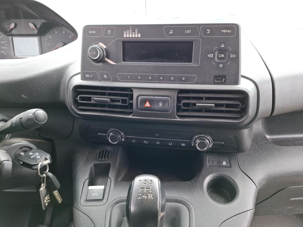 Peugeot PARTNER FOURGON STANDARD 650 KG BLUEHDI 75 BVM5 PREMIUM 2019