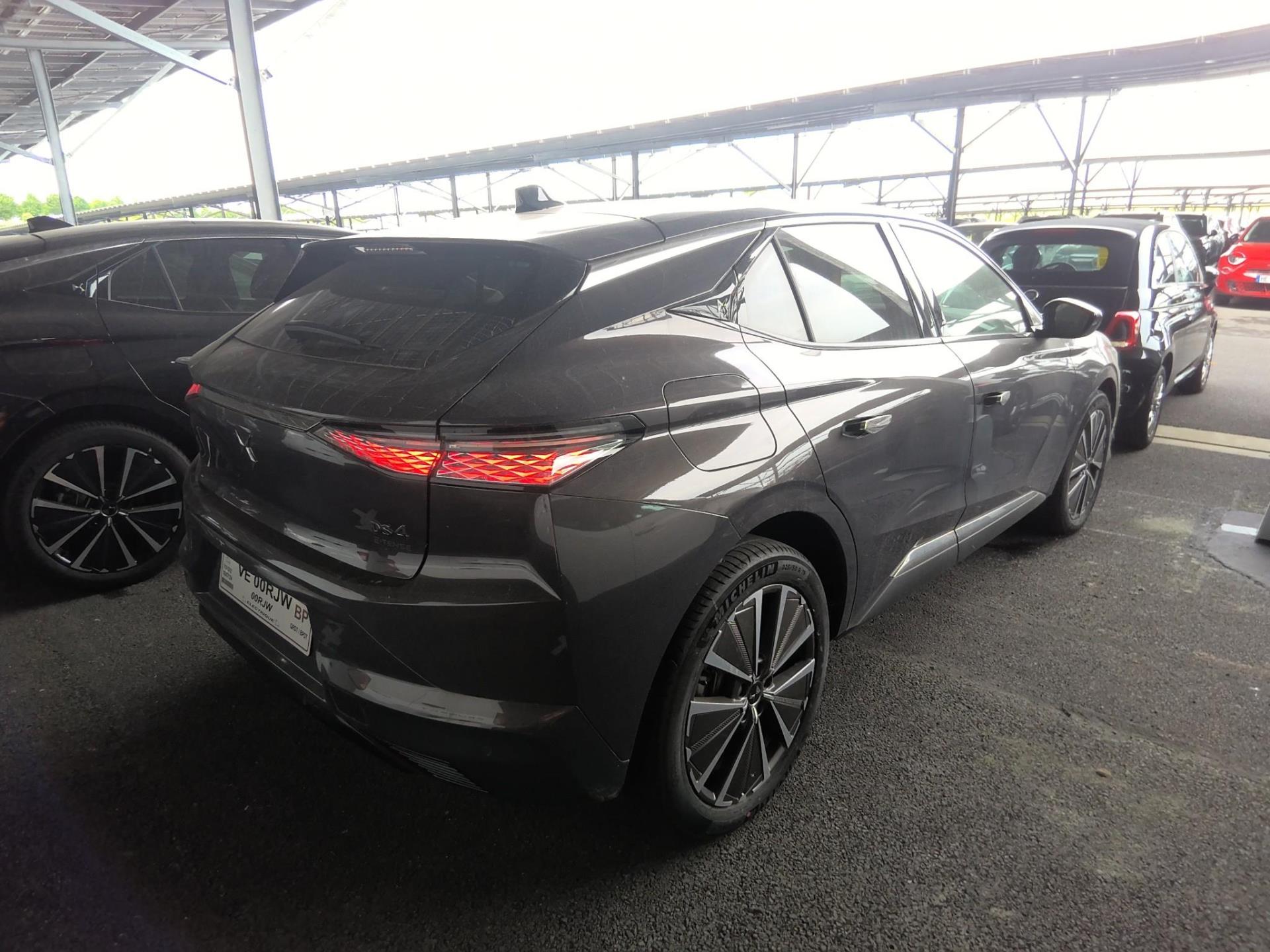 DS N°4 E-Tense Pallas 2024