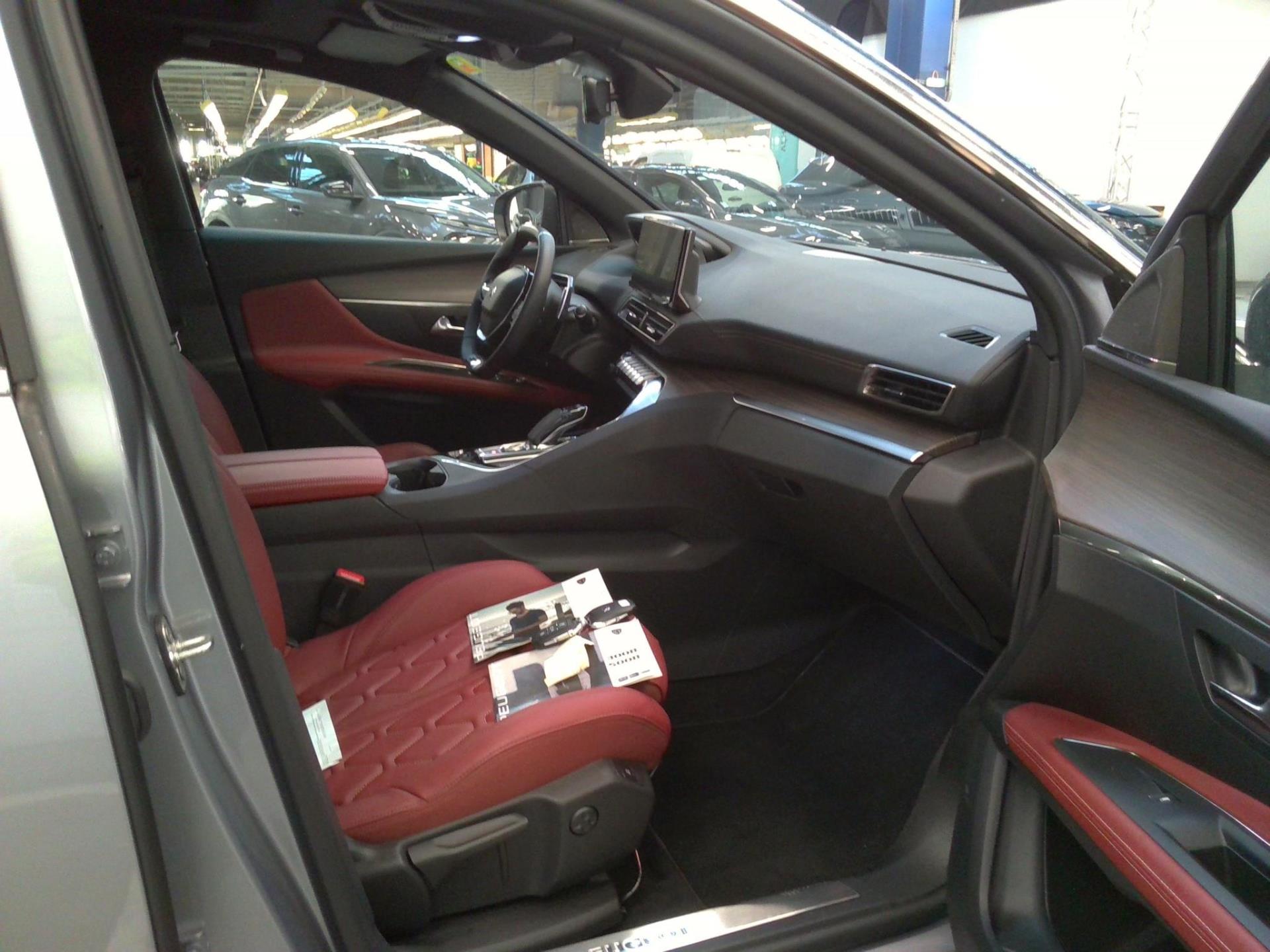Peugeot 3008 Hybrid4 300 e-EAT8 GT Pack 2022