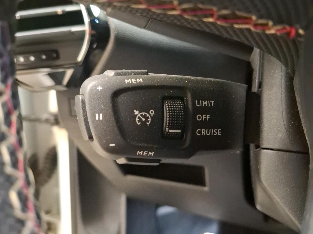DS DS7 Crossback BlueHDi 130 EAT8 Performance Line+ 2022