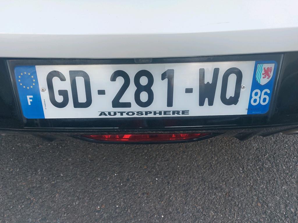 Peugeot 208 BlueHDi 100 S&S BVM6 GT 2021