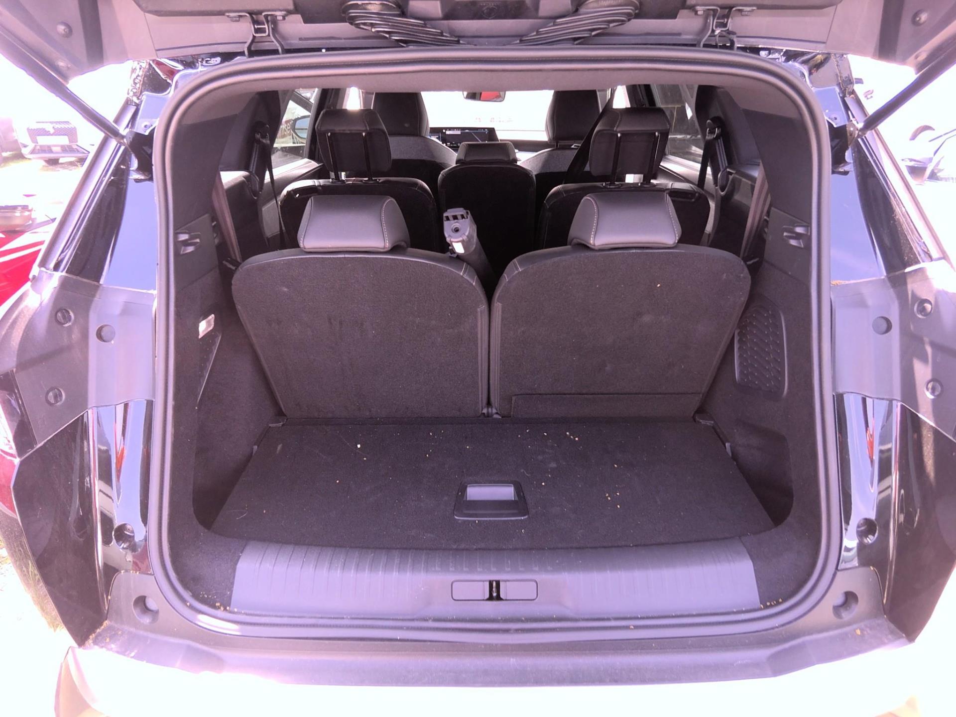 Peugeot 5008 Hybrid 136 e-DCS6 Allure 2025