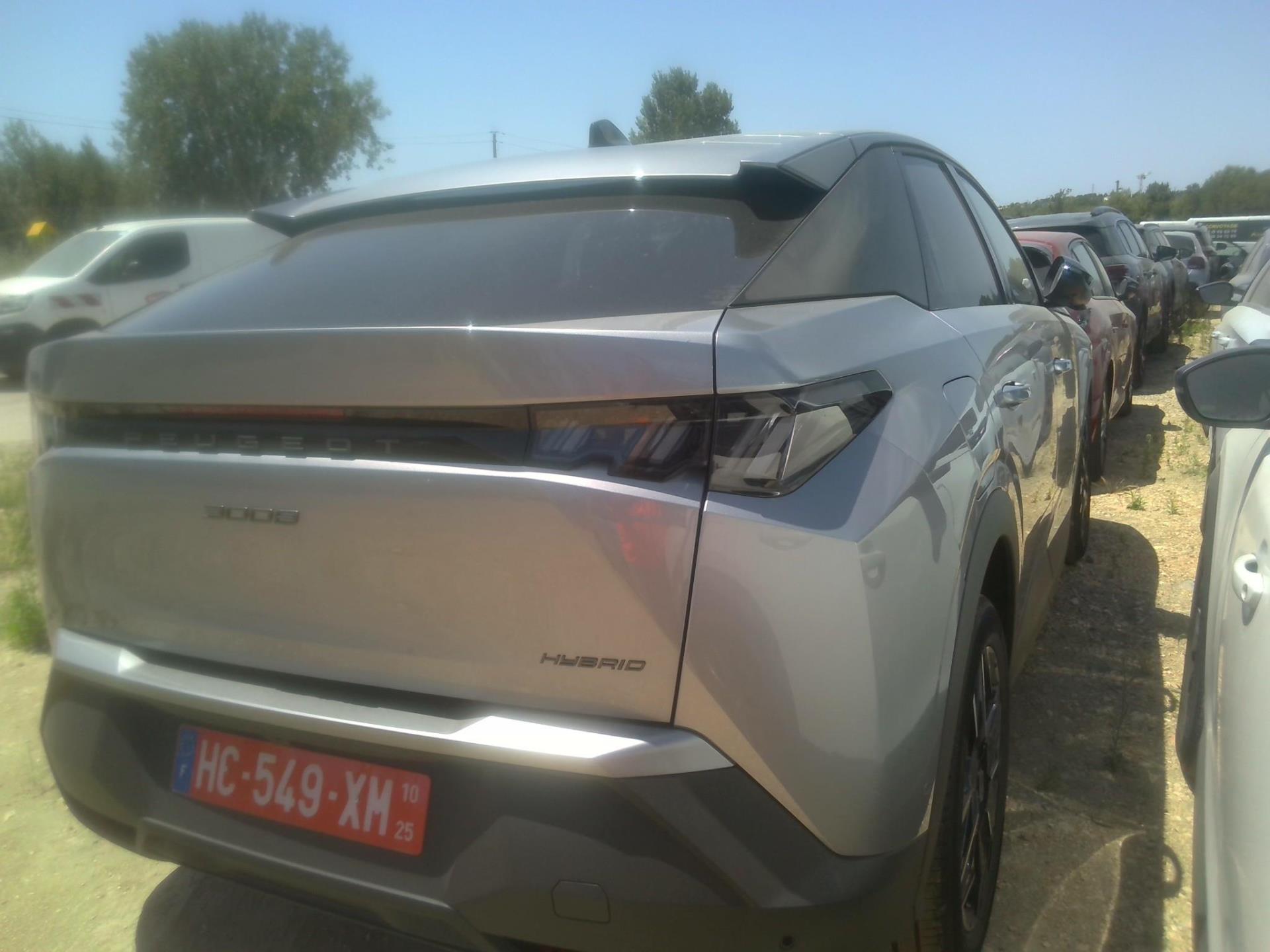 Peugeot 3008 Hybrid 145 e-DCS6 Allure 2025