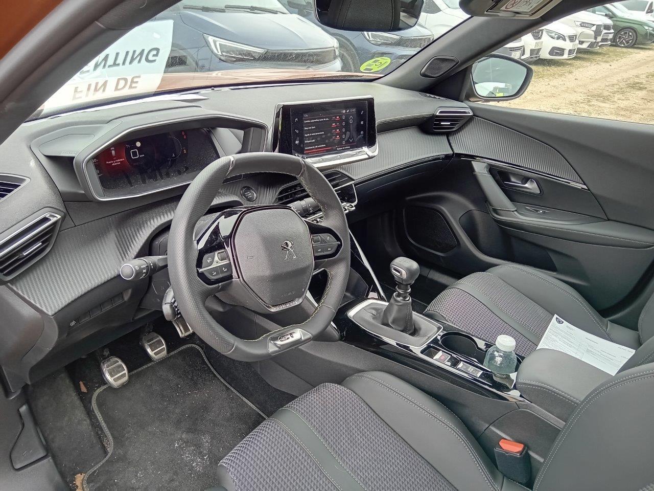 Foto Peugeot 2008 3