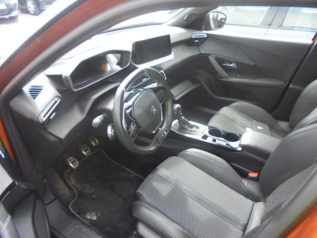 Foto Peugeot 2008 13