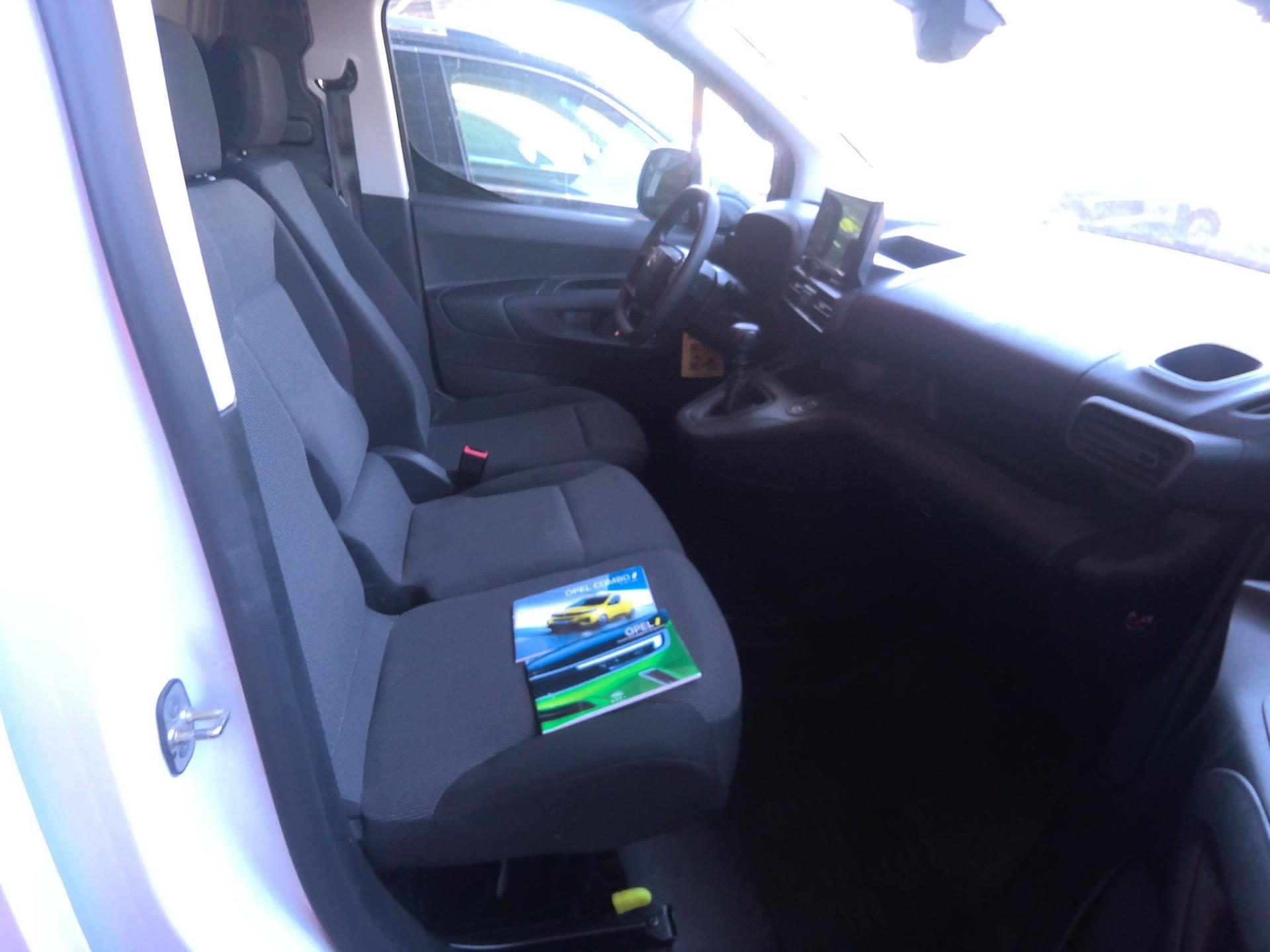 Opel COMBO CARGO M 650 KG BLUEHDI 100 S&S BVM6  2024