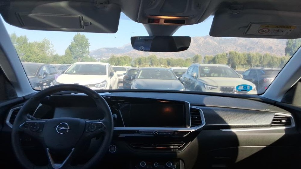 Foto Opel Grandland PHEV 12