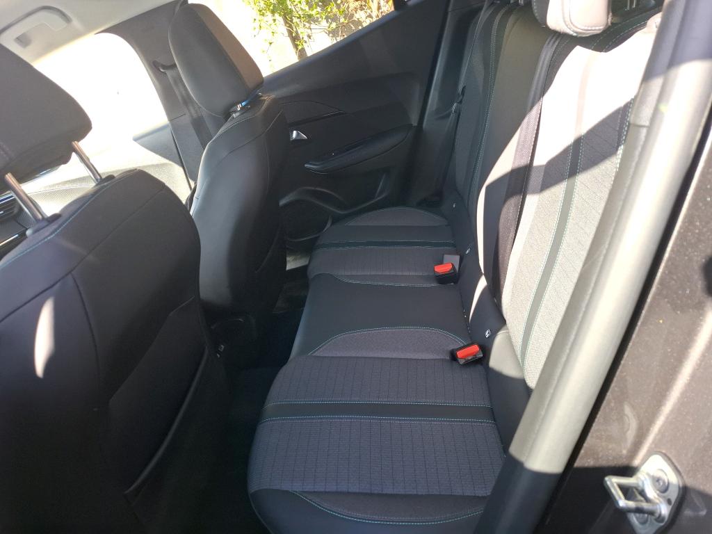 Peugeot 2008 BlueHDi 130 S&S EAT8 Allure 2021