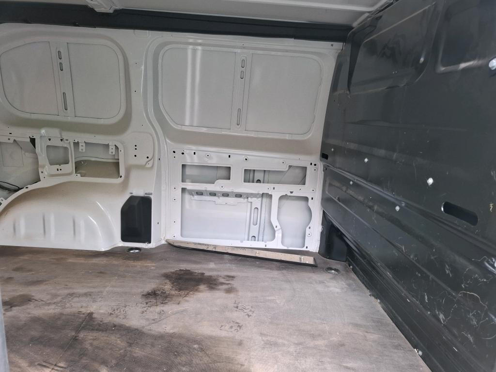 Peugeot EXPERT FGN TOLE STANDARD 2.0  BLUEHDI 120 S&S BVM6 PREMIUM 2018