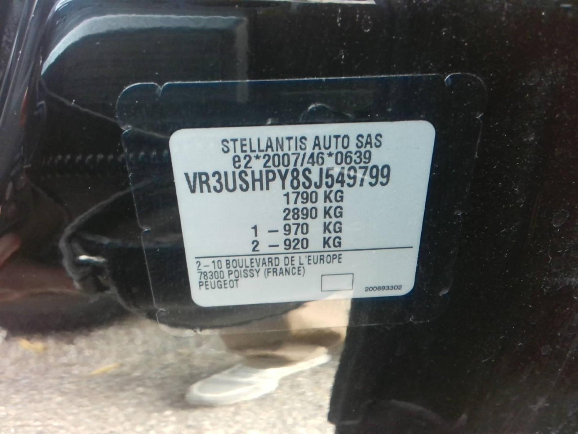 Peugeot 2008 Hybrid 136 e-DCS6 Style 2025