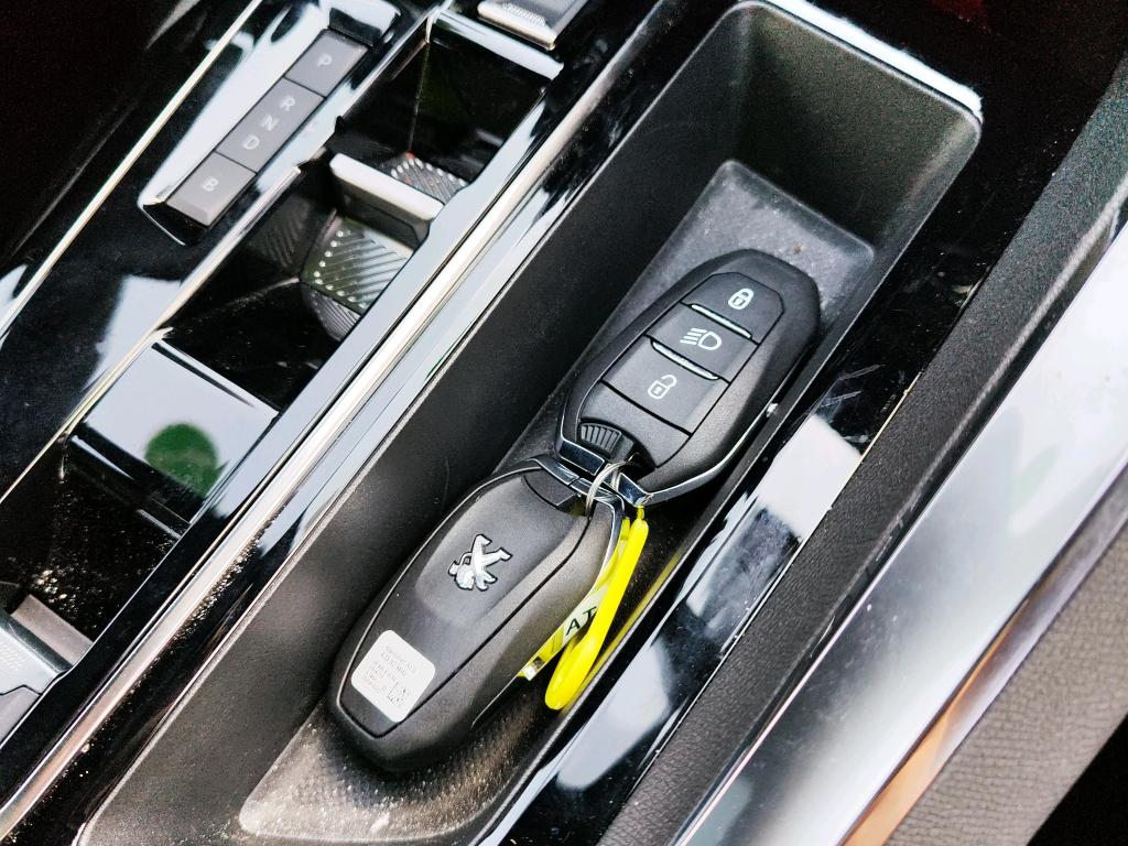 Peugeot 3008 Hybrid 225 e-EAT8 GT 2023