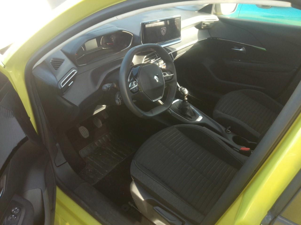 Foto Peugeot 208 3