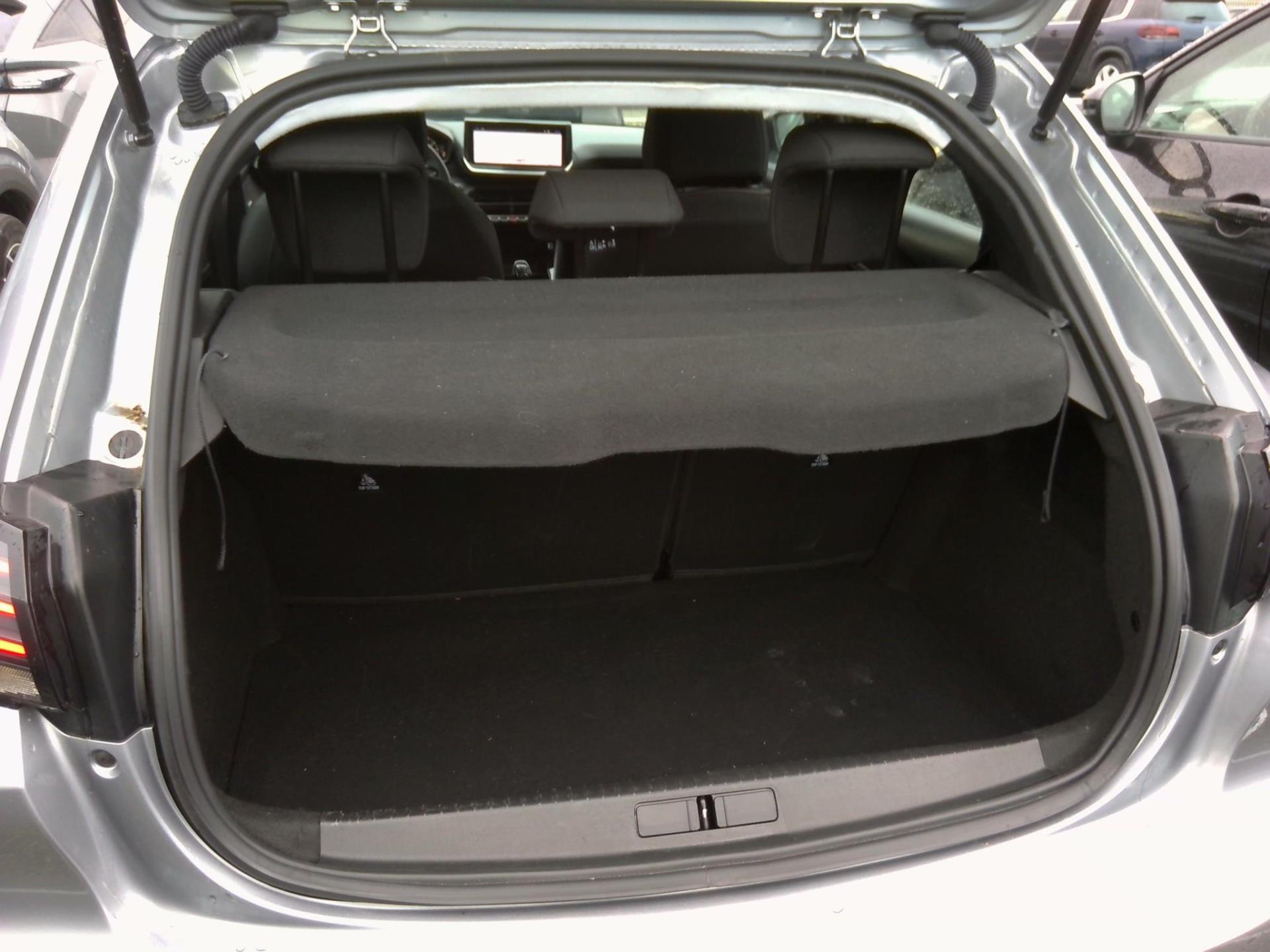 Peugeot 208 100 S&S BVM6 Style 2025